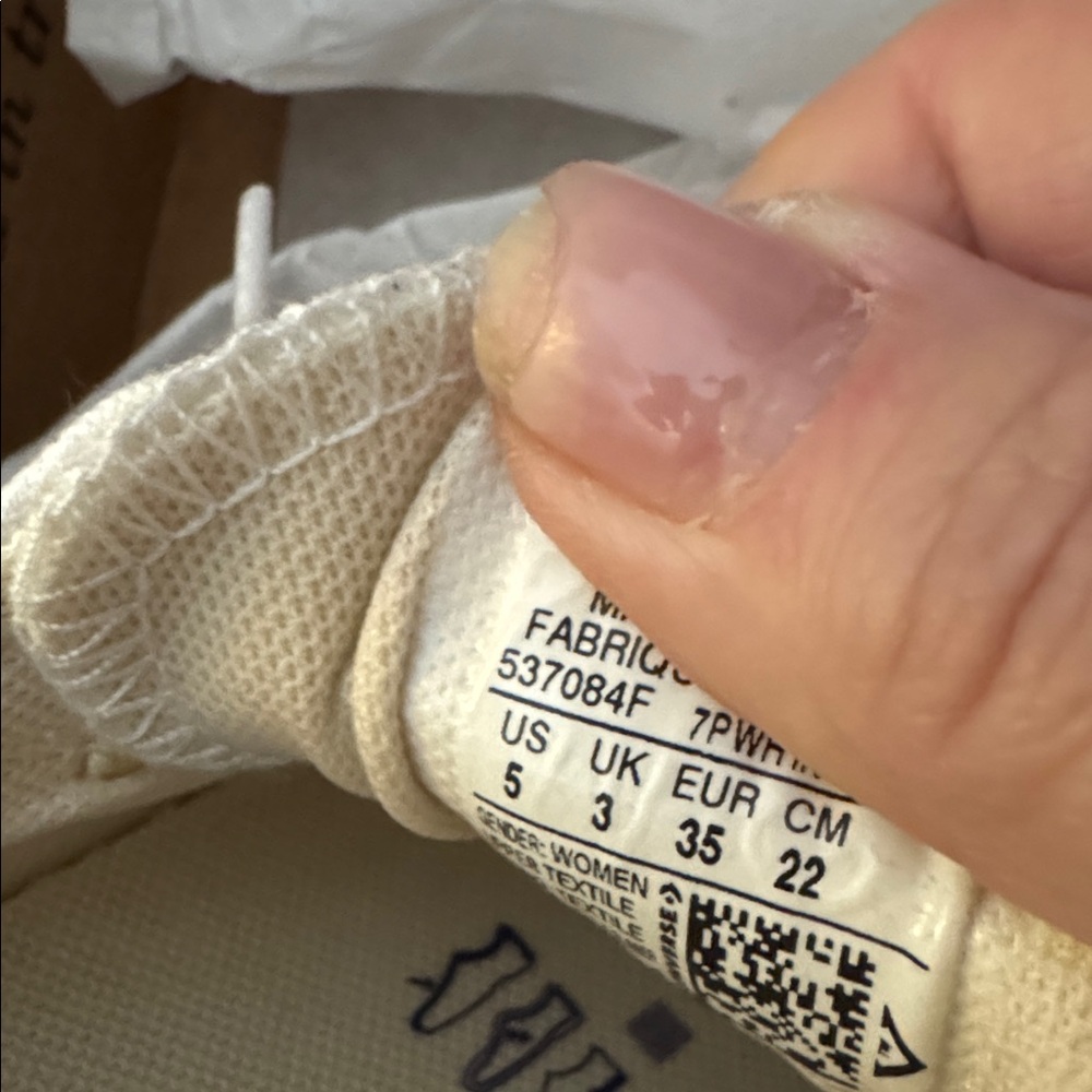 ❇️NWT❇️ Women’s Converse Slip On Canvas - Picture 11 of 11